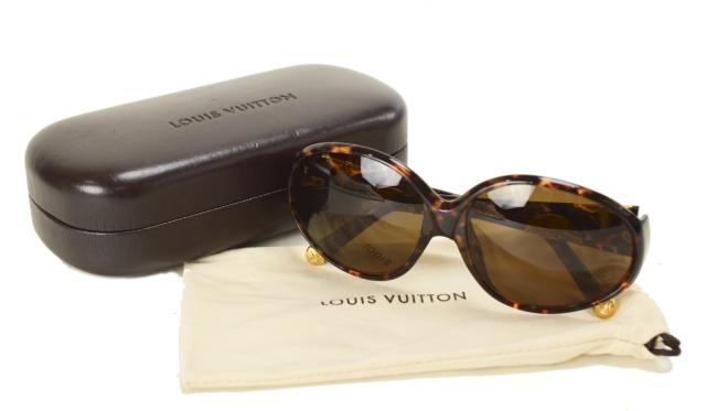 【中古】【美品】LOUIS VUITTON ルイヴィトン 美品 エカイユフォンセ Z0266E レディース ケース 保存袋付き サングラス