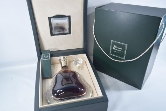 【未開栓】ヘネシー HENNESSY リシャール 旧ボトル 700ml 箱付 古酒 【中古】