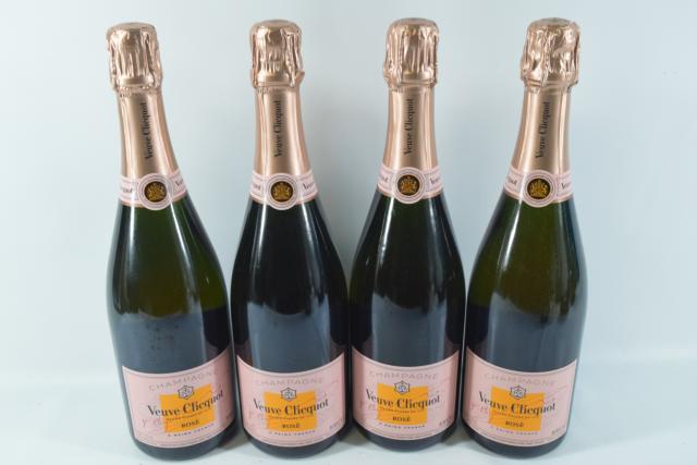 【未開栓】ヴーヴクリコ VEUVE CLICQUOT ロゼ 750ml 4本セット 【中古】