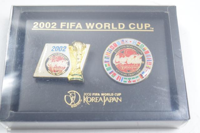 【中古】【美品】FIFA FIFA W杯 2002 ピンバッジ コカ・コーラ 2種 非売品 希少 普通郵便