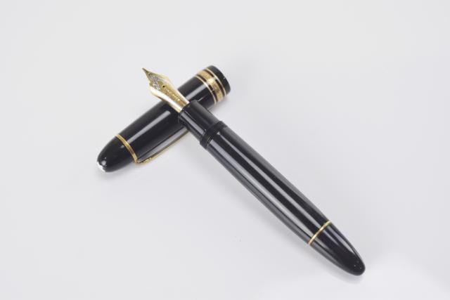 【中古】MONTBLANC モンブラン 149 MEISTERSTUCK マイスターシュテック MONTBLANC 4810 14C 585 万年筆 細字