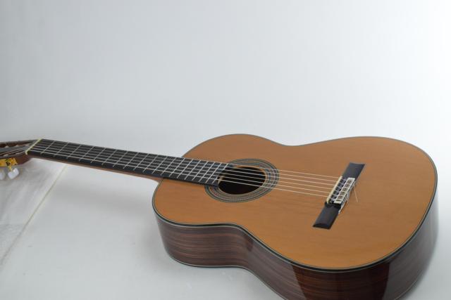 【中古】KODAIRA 小平 KODAIRA AST-60 クラシックギター アーティストモデル 日本製 中古美品 ケース付