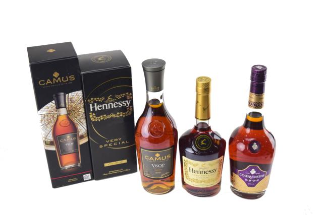 【未開栓】ヘネシー VS/クルボアジェ VSOP/カミュ VSOP 3本セット 700ml 【中古】