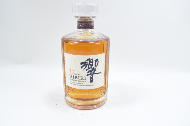 【未開栓】サントリー ウイスキー 響 17年 700ml ジャパニーズ 休売品 希少 送料込み 【中古】