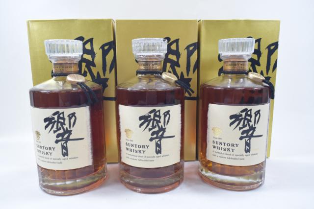 【未開栓】サントリー 響 旧ボトル ゴールドラベル 古酒 700ml 箱付 3本セット 【中古】