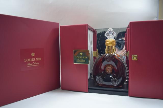 【未開栓】レミーマルタン REMY MARTIN ルイ13世 観音開き バカラ シリアル一致 700ml 美品 完備品 【中古】