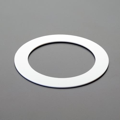 型番EA351FV-100 商品説明●呼び径…100A●厚み…2.0mm●使用温度範囲…水・油系・ガス系・腐食性流体：-100〜100℃●適用流体…水、水蒸気、熱水、ブライン、海水、石油系炭化水素、アルコール、動植物油、熱媒油、芳香族炭化水素、有機溶剤、弱酸、弱アルカリ、塩類溶液、強酸、強アルカリ、空気、排ガス、可燃性ガス、毒性ガス、水素ガス、アンモニア、酸素、液化ガスなどの極低温流体など●材質…PTFE●内フランジパッキン●JIS5K●純粋なPTFEシートなので、ほぼ全ての薬品に対して耐薬品性があり、汚染を嫌う流体にも使用可能です ★注意事項★商品画像に複数商品が載っており、番号やアルファベットが記載されている商品がございます。その場合は、「商品番号の末尾」に記載されている番号やアルファベットの商品のみが納品されます。ご注意ください。※上記に関する返金・返品対応は受け付けません。