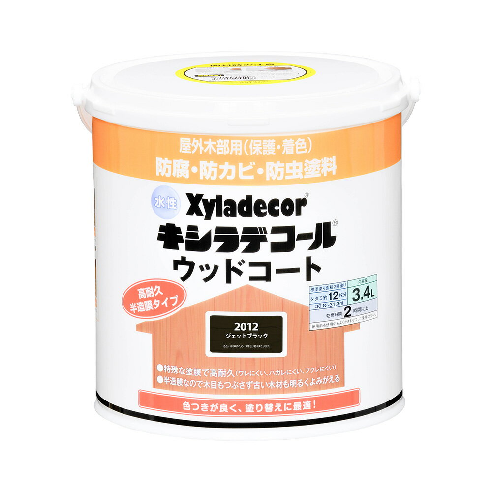 型番97670390000 商品説明木材保護塗料のトップブランド｢キシラデコール｣の水性半造膜タイプ表面に膜を作り、着色する｢造膜性能｣と、内部に浸透し保護する｢浸透性能｣を兼ね備えた半造膜タイプ｢柔軟性｣｢通気性｣｢密着性｣に優れた塗膜が表面を保護。浸透した防虫・防腐・防カビ成分が内部から保護。両面から木材を保護する為、油性キシラデコールを越えるの高い耐久性能を発揮します。半造膜なので木目もつぶさず、古い木材も明るくよみがえります。摩耗が多いウッドデッキなどの塗り替えに最適です。 水性だから臭いが少なく作業性抜群。用具の後始末も水でできるから取り扱いが簡単です。【用途】ラティス ・プランター・トレリス ・ガーデングッズ・ベンチ・フェンス ・遊具・ウッドデッキ ・パーゴラ・羽目板・窓枠・戸袋・板べい・ログハウスなど【塗れないもの】吸い込みのない素材(プリント合板・デコラ板など化粧板)(塗料やワックスが塗られている面は完全に取り除く必要があります) 常に水に浸かる所 食品と接触する所、または食器が置かれる所 木製の鳥籠や犬小屋、または温室の内部の木材 仕様容量:3.4L色:ジェットブラック商品サイズ(幅×奥行×高さ):205×155×260商品重量(g):4080乾燥時間:約4時間(20℃)重ね塗り時間:2時間以上塗り面積(m2):約 20.8~31.3塗り重ね回数:2回