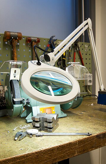 【ポイント10倍】12/1はワンダフルデー!LED照明拡大鏡LFM LED G2 3X