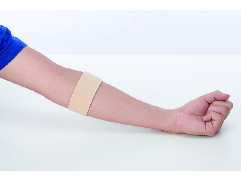 【ポイント10倍】12/19〜12/26 大感謝祭!! ※要エントリー 三高サプライ けっかんくん 静脈注射パッド（腕帯型） 148-3