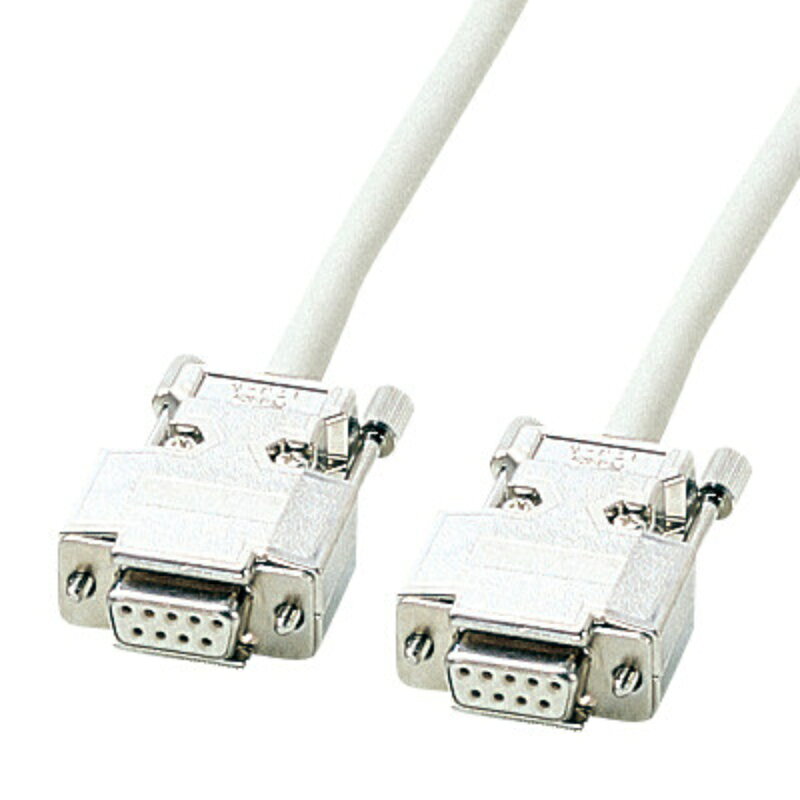型番KRS-433XF6N 商品説明【特長】 RS-232Cケーブル（モデム・TA用・6m） Windows搭載（DOS/V）パソコンとモデム・TA（ターミナルアダプタ）などの周辺機器（DCE）、または切替器（SWW-CP21SPなど）を接続するケーブルです。 銅製の高密度編組みシールド材の内側に密閉型のアルミシールド処理を施した二重シールドケーブルで、低域から高域まで、ほとんどのノイズから大切なデータを守ります。 芯線を2本ずつよりあわせたノイズに強いツイストペア線を使用しています。 メタル処理を施してあり、外部ノイズに強く、電波障害（EMI）対策にも万全なFCC対策品です。ケーブルシェルの取り外し可能で内部結線仕様の変更をすることができます。 セントロニクスコネクタは、メタルシールドコネクタを使用しています。 米国MIL規格に準拠の切削ピンを使用することにより、接点ノイズをシャットアウトします。もちろんサビや経年変化による信号劣化などにも強い金メッキ処理を施しています。 簡素化した簡易包装パッケージで、使用後のごみも減らせて開梱作業も簡単です。 ＜ご注意＞ TAの接続にはケーブル長が影響しますので、2m以内のケーブルをご使用ください。 【仕様】 ケーブル長：6m コネクタ形状：D-sub9pinメスインチネジ（4-40）-D-sub9pinメスインチネジ（4-40） ケーブル直径：7.4mm ケーブル規格（UL）：UL2464 結線：ストレート全結線 ≪特注可能≫：1本から長さ変更などの特注生産が可能です。※1本からの特注の場合は、コネクタの材料はサンワサプライ規定のものを使用します。モールドまたはPC98カラーのコネクタのケーブルは、少量での特注生産はできません。ご了承ください。