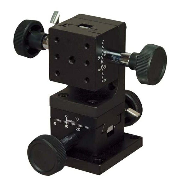 型番LM-412W 特徴【特長】 移動ガイドにアリ溝（D-T方式）を使用した移動ユニットです。 送り方式にラックピニオンを使用しており、大きな移動量が得られます。 カメラ、センサなどの位置決め用途に広く利用いただけます。 任意の位置で保持力の高いレバー式クランプによる固定が可能です。 【仕様】 ステージ面（mm）：40X40 クランプ方式：レバー式 操作部取付位置：両ハンドル 移動機構/送り方式：ラックピニオン式 移動量（mm）：±10 移動量/ツマミ1回転（mm）：約18 目量（mm）：バーニヤ読み0.1 感度（mm）：0.1 移動ガイド：アリ 移動精度（mm）：真直度0.03 耐荷重（N）：19.6 備考受注生産のため受注後キャンセル不可