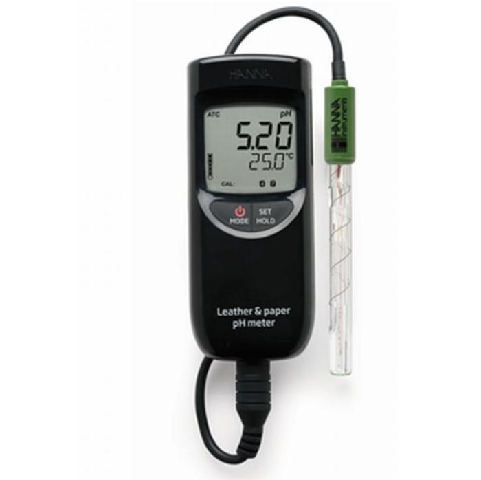型番 HI 99171D 商品説明 【注意事項】 商品画像はイメージです。実際の商品とは異なる場合がございます。 掲載商品の仕様は予告なく変更する場合や取扱いを中止する場合もございますのでご了承ください。 国内での使用に限ります。 【仕様】 質量(g)：196 校正：自動で1点または2点校正 電源：単四アルカリ電池 3本(約1400時間の継続使用が可能) 防水保護等級：IP67 温度補償：自動(-5.0〜105.0℃) 使用環境：0〜50℃(相対湿度100%以下) セット内容：本体、pH電極(HI 14143)、pH4.01&pH7.01標準液各1回分、電極洗浄液2回分、pH指示液、100mLプラスチックビーカー、単四アルカリ電池3個、樹脂製キャリングケース、日本語取扱説明書他 精度：【pH】±0.02pH、±0.1pH