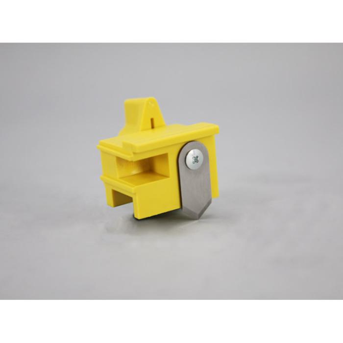 型番 B3691 商品説明 【特長】 交換用カッター 【注意事項】 商品画像はイメージです。実際の商品とは異なる場合がございます。 掲載商品の仕様は予告なく変更する場合や取扱いを中止する場合もございますのでご了承ください。 国内での使用に限ります。 【仕様】 適用可能製品：my pen/my pen (はんだ付け用)/my pen α