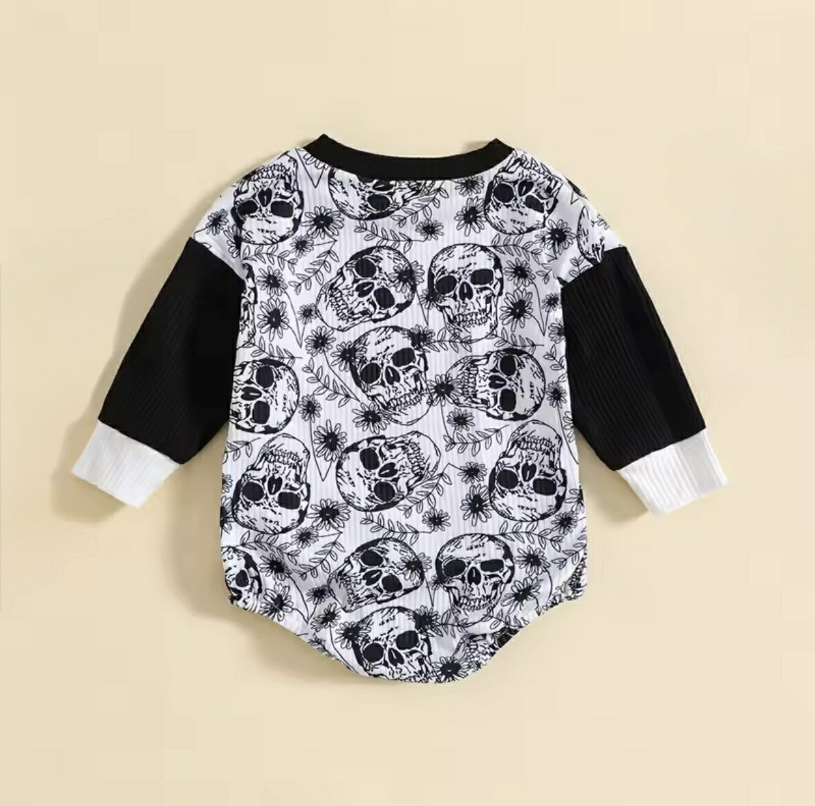 【送料無料】ベビーロンパース スカル ドクロ リブ素材 長袖ロンパース ベビー服 70cm 0歳 秋冬