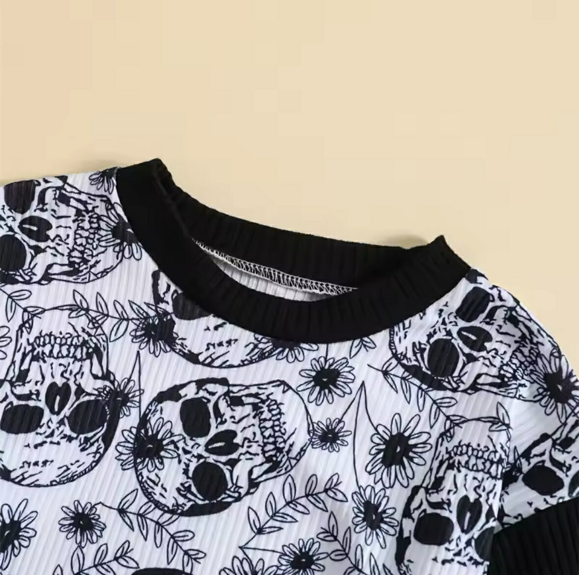 【送料無料】ベビーロンパース スカル ドクロ リブ素材 長袖ロンパース ベビー服 70cm 0歳 秋冬