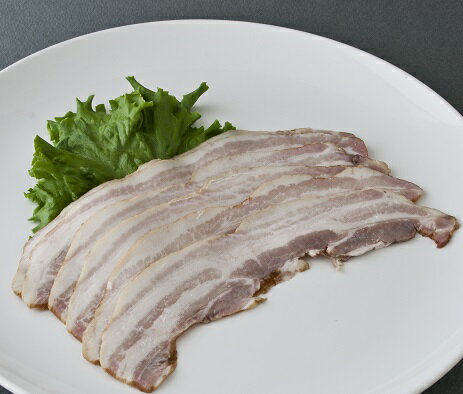 無塩せき ベーコンスライス 100年続く伝統製法 添加物に頼らず 長期熟成により旨みを引き出す 安心・安全・美味しさを兼ね備えた ジローでしか味わえない