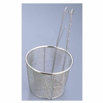 商品情報商品番号：3027900商品名：うどん揚 共柄(平底) 小(直径139) 18ー8 BKメーカー：EBM寸法/容量/重量：139×125×160mmその他：配送料について【ご注意】画面上の色はブラウザやご使用のパソコンの設定により実物と異なる場合があります。JANコード：4977544060134