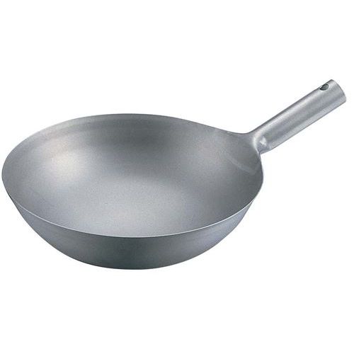 　■ 商品について ■　■ 商品概要 ■商品番号5743100商品名クローバー チタン 北京鍋 36cmメーカーEBMサイズ/内容量/重量 / 容量： / 重量：0.9kgその他●内径：360●深さ：110●板厚：1.2　■ 配送について ■●配送料について●　 こちらの商品は全国送料無料（北海道、沖縄、離島、一部地域を除く）です。●ご注意●　 画面上の色はブラウザやご使用のパソコンの設定により実物と異なる場合があります。JANコード：4997956149036