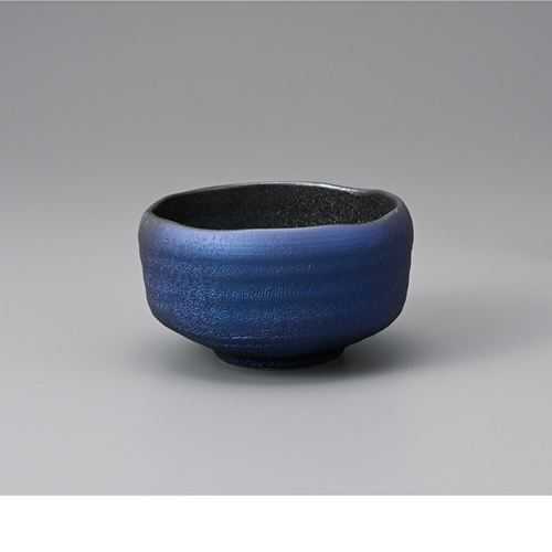 ■商品説明■商品名：紫霞抹茶碗メーカー品番：376-089お届け数：1サイズ(cm)：口径13×7.5容量(cc)：500素材：磁器【配送料について】【ご注意】画面上の色はブラウザやご使用のパソコンの設定により実物と異なる場合があります。