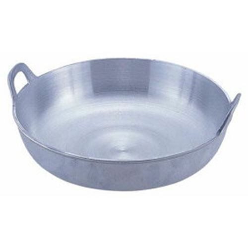 ■ 商品について ■※容量は6分目の容量です。■ 商品概要 ■商品番号:3029500商品名:アルミイモノ 揚鍋 42cmメーカー:EBMサイズ/内容量/重量:/ 容量：約7.7L / 重量：2.8kgその他:●深さ：87●板厚：2.5■ 配送について ■【ご注意】画面上の色はブラウザやご使用のパソコンの設定により実物と異なる場合があります。JANコード：4527610180428
