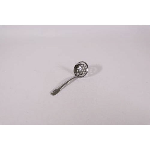 商品情報商品名：(M) 共柄豆お玉 穴無 寸法：直径×柄長φ60×119mmメーカー：カンダお届け数(合計)：1材質・素材：18-0ステンレスメーカー品番：055021JANコード：4949362872947規格：規格豆配送料について【ご注意】画面上の色はブラウザやご使用のパソコンの設定により実物と異なる場合があります。