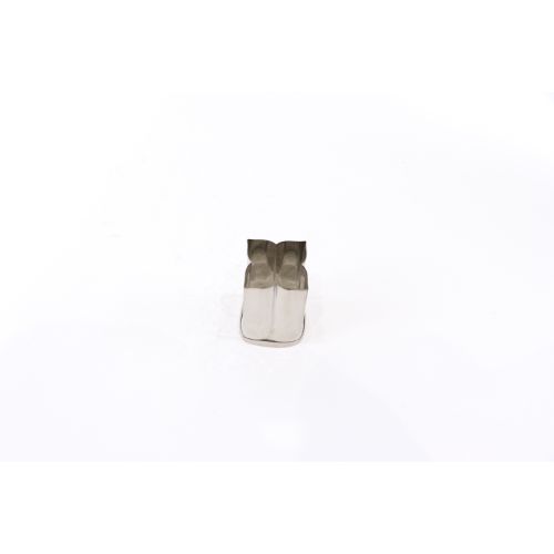 商品情報商品名：たかもりの野菜抜 柿のヘタ 大 #3メーカー品番：075046JANコード：4949362075461規格:大材質:18-8ステンレス生産地:日本商品特徴イラストは実物大ですが多少の誤差が生じる場合があります。●高さ：約H53mm代々培われた匠の技。食材に＋αの価格を与える「かながた」です。配送料について。【ご注意】画面上の色はブラウザやご使用のパソコンの設定により実物と異なる場合があります。