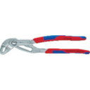 ■商品説明■商品名：KNIPEX ウォーターポンププライヤー コブラ コンフォートハンドル 300mmメーカー：KNIPEXメーカー品番：4716043お届け数：1型式：8705-300JAN：4003773014126メーカー名：KNIPEX社原産国(名称)：ドイツ質量：580質量単位：g特長：●プッシュボタンにより、素早く簡単にアゴの幅を細かく調整できます。●てこの原理を最大限発揮するデザインで高いグリップ力を発揮します。●ジョイント部は横方向へのブレを防止する3枚合わせ(ボックスジョイント)です。●アゴの開き調整はプッシュボタンにて行うため、作業中は不意に口幅が変わらないので安心です。●アゴの開きは片手で調節が可能です。●口幅を最大に調節して握っても、ハンドルの間にクリアランスを確保する指詰めストッパー付きです。●少ない力でパイプやナットを確実につかむ平行四辺形のアゴ形状です。●入念な焼入れ処理が施されたつかみ面の硬度は約HRC61で、耐磨耗性が高く、確実なグリップを発揮します。●アゴの開き幅の調整に時間を必要としません。上のアゴを対象物にあて、プッシュボタンを押しながら、下アゴを上にスライドさせるだけで簡単に調整することができます。●上のアゴを対象物にあて、プッシュボタンを押しながら、下アゴを上にスライドさせるだけで簡単に調整することができます。用途：●パイプ・ナットの締め付け、取り外しに。仕様：●最大口開き(mm):60●全長(mm):300●調整(段階):30●ハンドルタイプ:コンフォート材質/仕上：●オイル焼き入れ焼き戻し処理済クロムバナジウム電気鋼【配送料について】配送料金は、「小物送料」と記載のある商品総額が15,000円未満の場合、別途送料として800円（税別）頂戴いたします。北海道1,500円（税別）、沖縄2,000円（税別）頂戴いたします。東京都島しょ部、離島については、ご注文後に改めて送料をお見積り致します。予めご了承下さい。ご注文前にあらかじめ配送料金を確認されたい場合は、ご購入希望点数、配送先ご住所をご明記頂き、上部「［？］お問い合わせ」フォームよりご連絡下さいますようお願い致します。【ご注意】画面上の色はブラウザやご使用のパソコンの設定により実物と異なる場合があります。