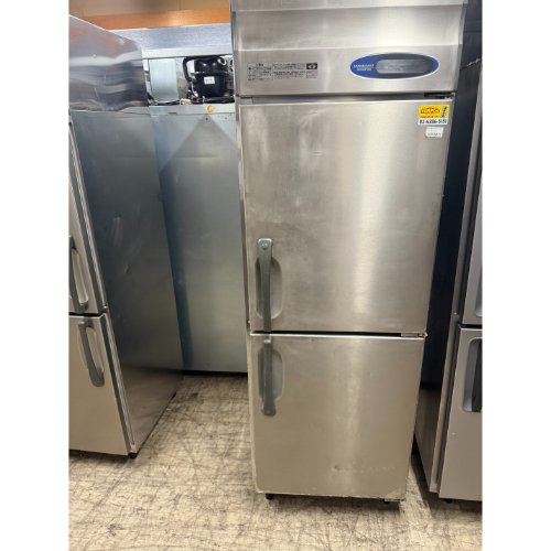 【中古】縦型冷蔵庫 ホシザキ HR-63ZT 幅625×奥行650×高さ1890 【送料別途見積】【業務用】【飲食店 店舗 厨房機器 冷蔵庫 業務用冷蔵庫】 【中古】縦型冷蔵庫 ホシザキ HR-63ZT 幅625×奥行650×高さ1890 【送料別途見積】【業務用】【飲食店 店舗 厨房機器 冷蔵庫 業務用冷蔵庫】