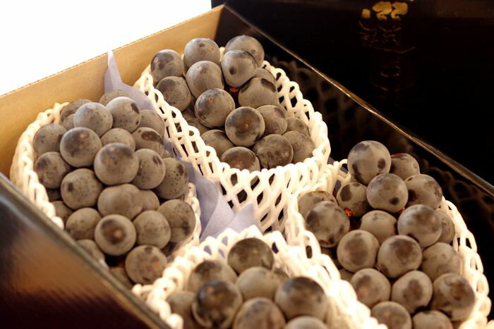 甲斐のくろまるぶどう 山梨県の黒系品種葡萄 約2kg 約3房〜約5房のサムネイル