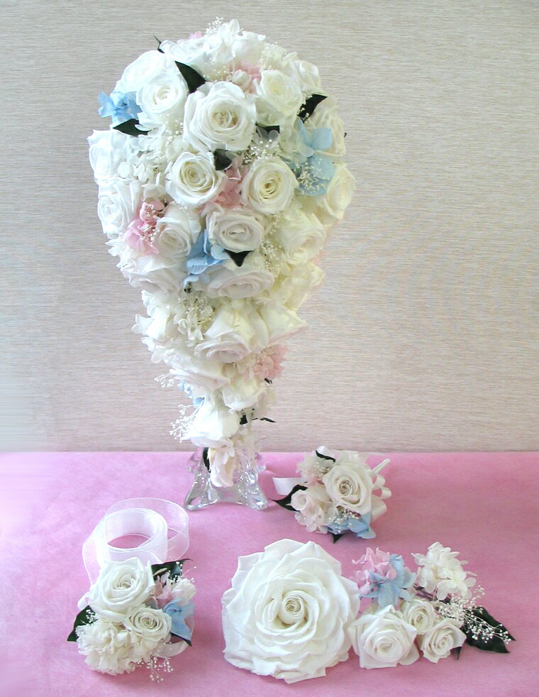 送料無料(一部地域を除く)【只今プレゼント付き】 【キャスケードブーケ 約W20×H40cm・ブートニア・ヘッドドレス・】セット プリザーブド・ブーケ ブライダ...