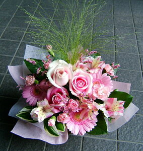 誕生日 バレンタイン 開店祝い プレゼント おまかせ ピンク系アレンジメント 花 人気ランキング 花ギフト 花束 結婚記念日 (誕生日 などにも) バラ 還暦 34