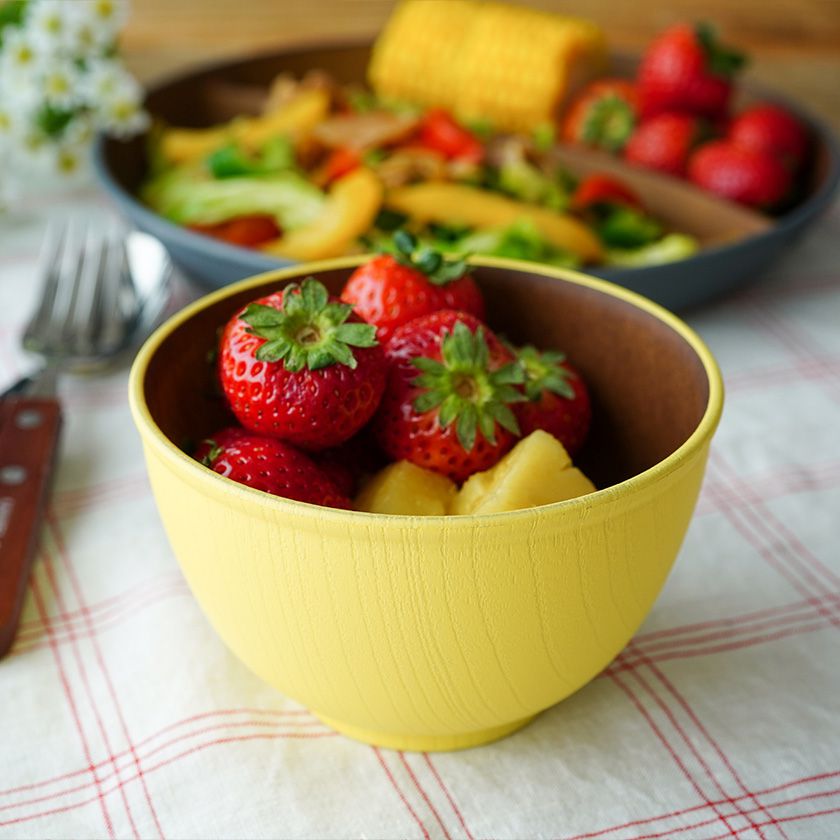 【クーポン配布中】isso ecco(イッソ エッコ) 木目調 ボウル S 11.3cm イエロー (お取り寄せ品）ABS樹..