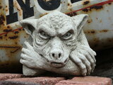 ǥ˥ ǥ ץ졼 󥰥å  ȡ English Hanging Gargoyle