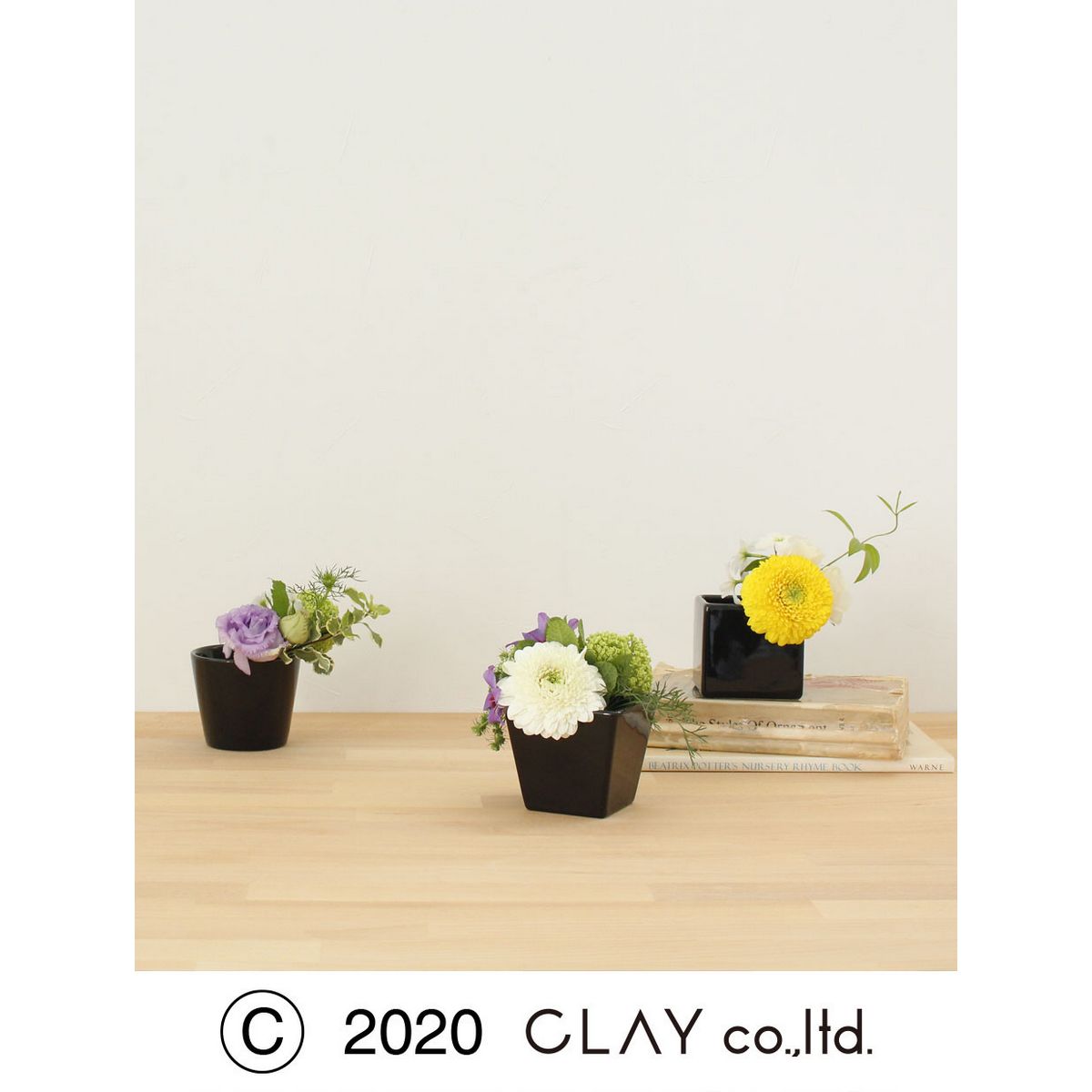 クレイ/COLOR VASE CUBE 8□7．5H BLACK/144-777-800【01】【取寄】[4個] 花器、リース 花器・花瓶 陶器花器