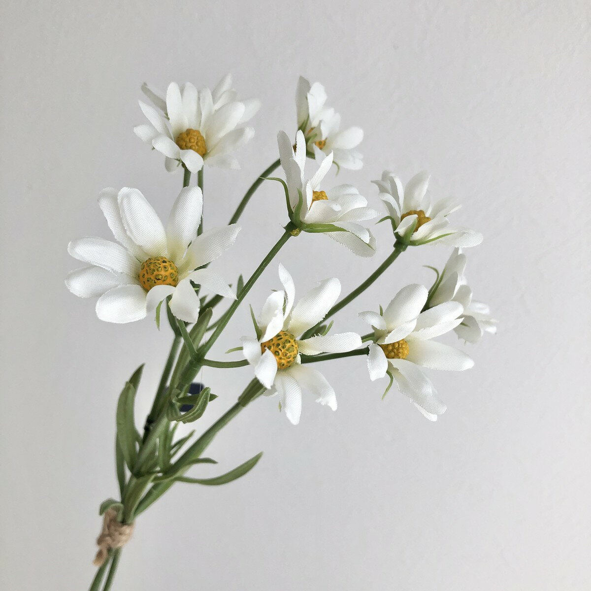 【造花】アスカ/デージーバンチ（1束3本） ホワイト/A-35064-1【01】 造花（アーティフィシャルフラワー） 造花 花材「た行」 デージー