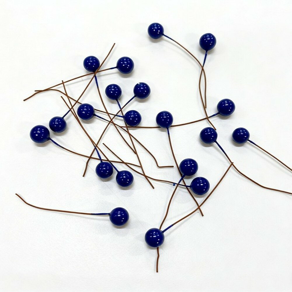 【サイズ】約1cm【ブランド】GARDEN PALETTE MONO［その他サイズ］［重量］［入数］［材質］［規格］［特徴］［使用方法］［注意事項］【GARDEN PALETTE MONOの商品について】海外加工品のためロットによる色ブレ（掲載画像と比べて濃い・薄いなど）が起こりやすい商品です。掲載画像は参考としてご覧ください。【はなどんやお取り扱い商品について】■はなどんや掲載商品には、在庫品とメーカーお取寄商品がございます。掲載納期をご参考にされて下さい。即日発送の納期が記載されている商品でも、当店在庫が欠品となった場合には、お取り寄せにてご手配を進めさせていただきます。※コンビニ支払い・銀行振込等、前払い決済でのご注文については即日発送の対象外となります。■他店舗でも販売をしているため、また、メーカーの実在庫欠品等によりご注文後にご用意ができなくなる場合がございます。その場合にはメールにてご案内をさせて頂きます。■分納は承っておりません。一番遅い納期の商品に合わせて発送となります。/【VAR：40375】date20260727花資材・フローリスト道具 フラワーピック パール・ダイヤピックフラワーアレンジ ハンドメイド材料 クラフト素材 クリスマス ブライダル 成人式 さくらの日 バラの日/【GARDEN PALETTE MONO】