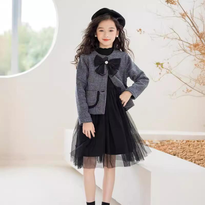 アウター キッズ 女の子 チェック柄 カーディガン ショート丈 ジュニア 厚手 韓国風 クラシカル 長袖 ラウンドネック リボン 前開き ポリエステル 秋冬 上品 カジュアル 通学 羽織り