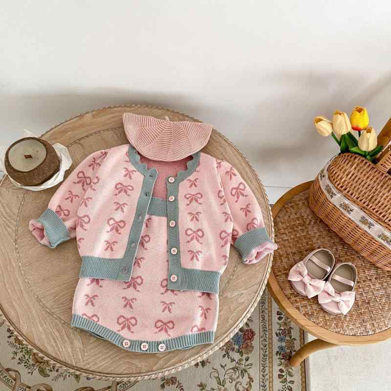 ベビー服 セットアップ 女の子 0-3歳 春秋 綿100% ピンク シェルカラー リボン ケーブルニット 長袖 カ..