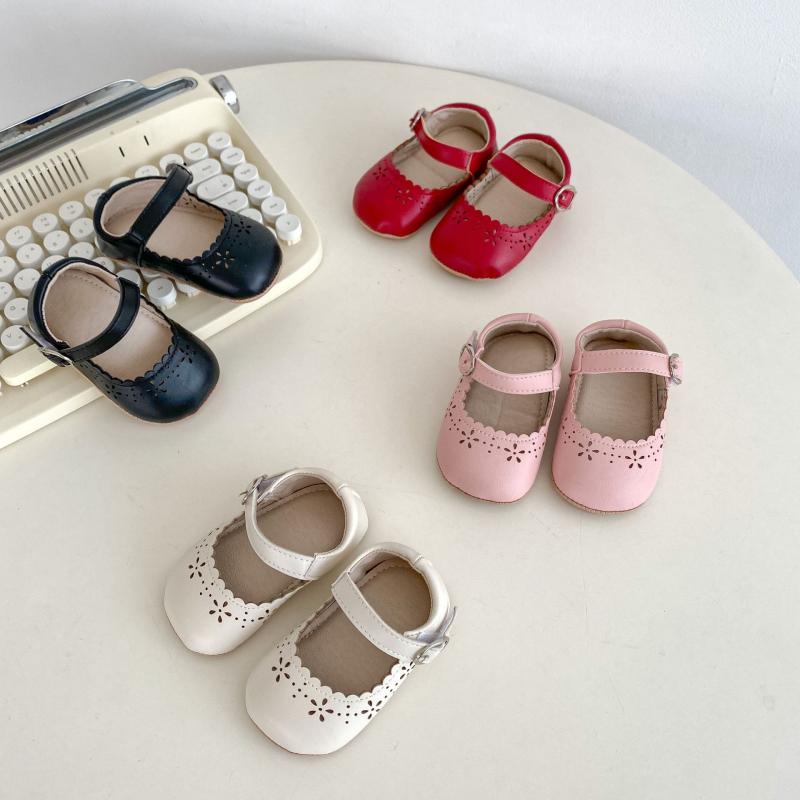 ベビーシューズ 女の子 キッズ 春夏 パンチング メッシュ 通気性 滑り止め 耐摩耗性 やわらかソール ウ..