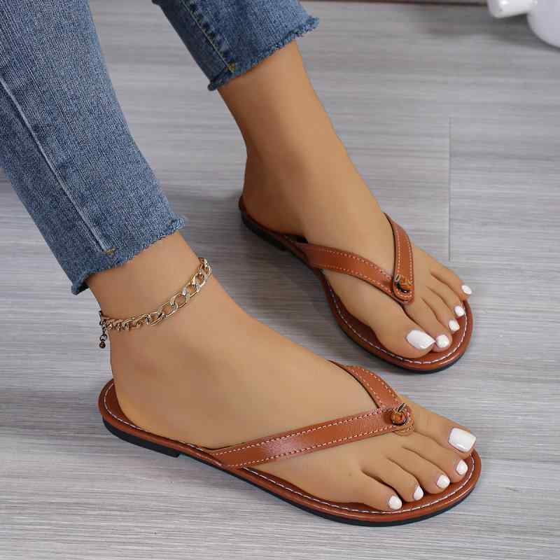 サンダル レディース トング 鼻緒 フラットソール ぺたんこ 大きいサイズ ステッチデザイン ビーチ用 普段使い 軽量 通気性 PUレザー 合成皮革 ローマスタイル 春夏 ブラック ライトブラウン レッド