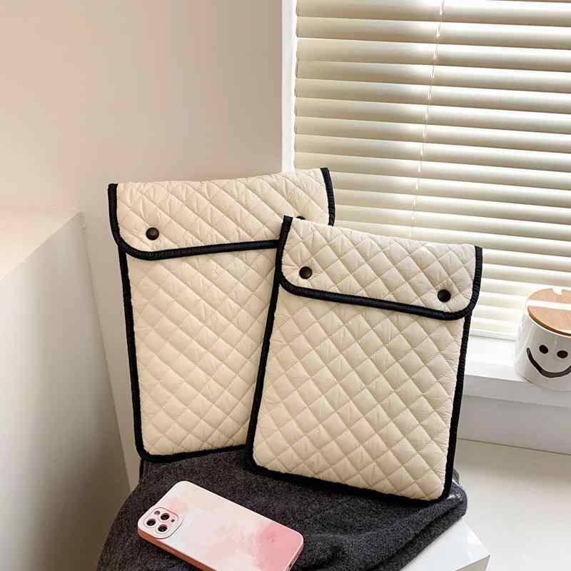 PCケース 韓国風 キルティング ノートパソコン タブレット ドキュメントケース 保護カバー ナイロン 防水 超軽量 クッション性 通勤 通学 男女兼用 ブラック ホワイト ローズレッド カーキ