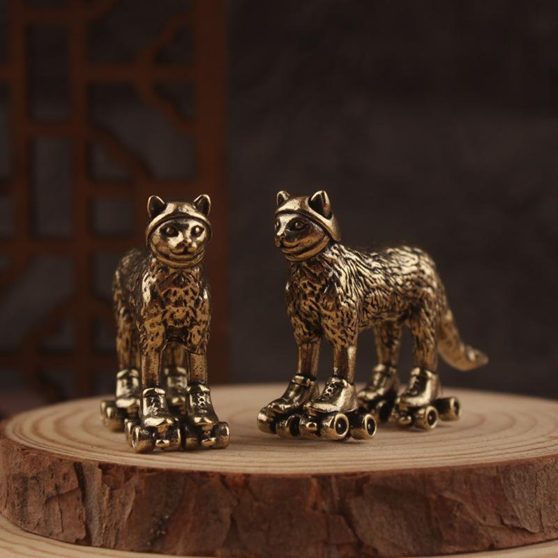 置物 スキー猫 真鍮製 アンティーク調 ヴィンテージ風 卓上 オブジェ リビング 玄関 書斎 寝室 インテ..