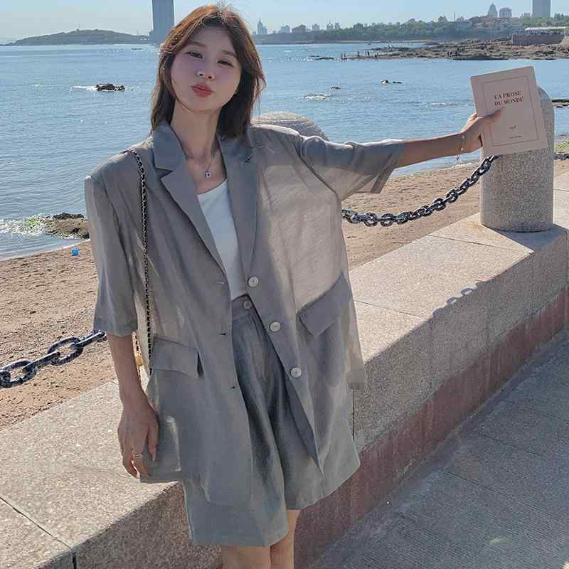 セットアップ レディース スモーキーグレー 薄手 高級感 ファッション ジャケット ワイドパンツ ショート丈 カジュアル オフィス 普段使い 上下セット ポリエステル