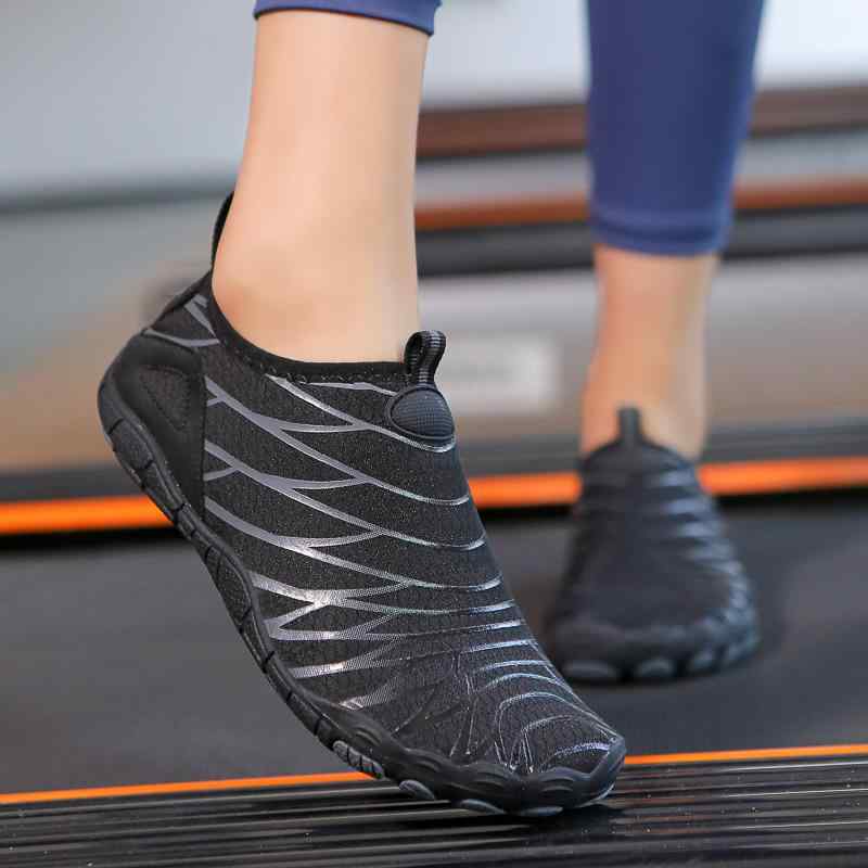 ウォーターシューズ 男女兼用 大きいサイズ 水陸両用 速乾 5本指 ビーチ マリンスポーツ スイミング シュノーケリング 釣り ヨガ フィットネス アウトドア ...