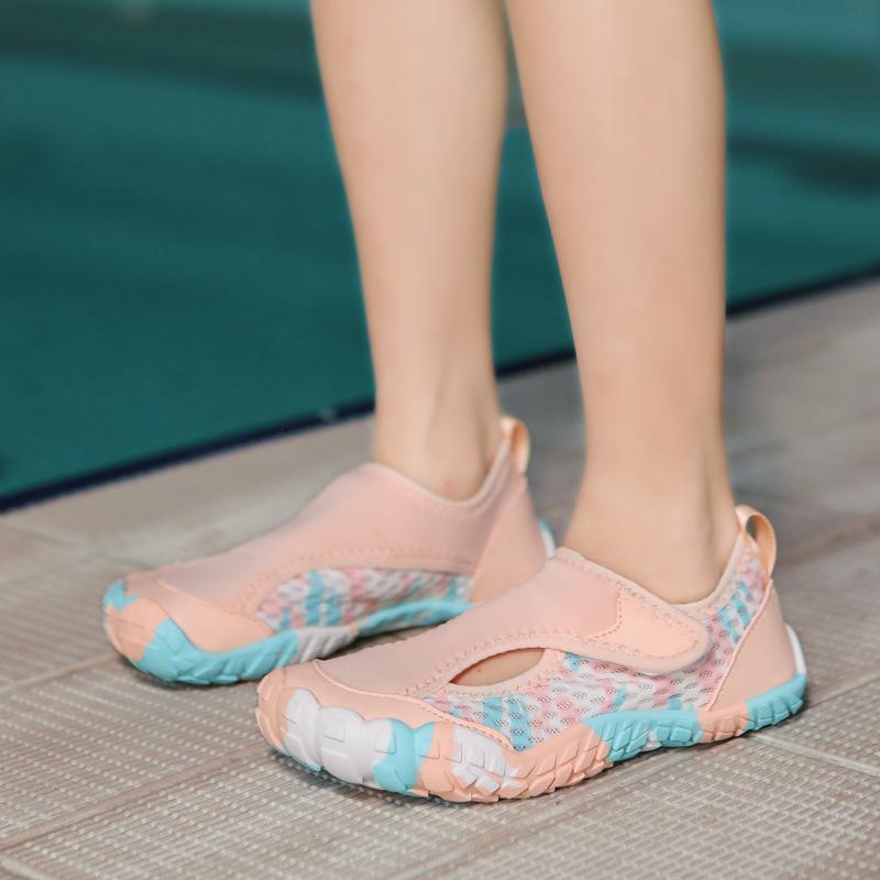 ウォーターシューズ キッズ 水陸両用 渓流 スイム 磯遊び 速乾 足保護 軽量 滑り止め ジム フィットネス トレーニング 通気性 ライクラ素材 ローカット 多...