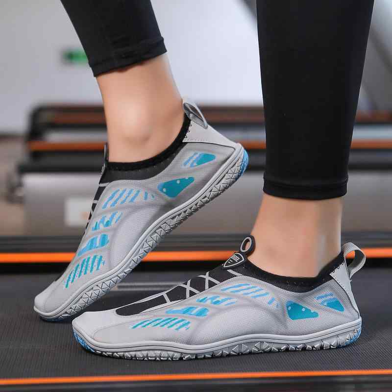 沢登りシューズ 男女兼用 カップル 5本指 ウォーターシューズ マリンシューズ アウトドア サーフィン ..