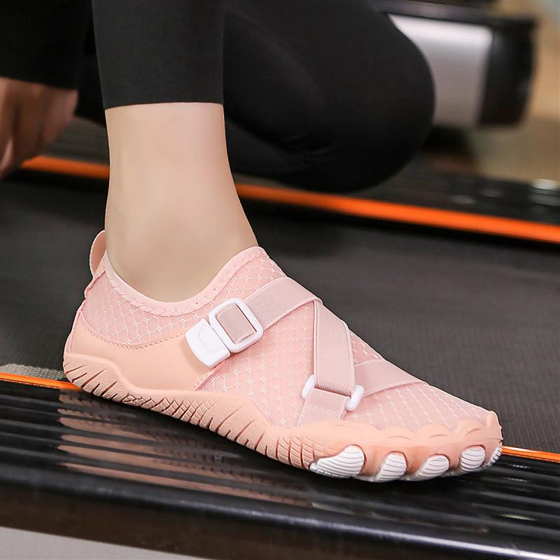 スポーツシューズ 男女兼用 超軽量 ウォーターシューズ アクアシューズ インドアシューズ 縄跳び ヨガ フィットネス トレーニング エクササイズ 滑り止め 高反...