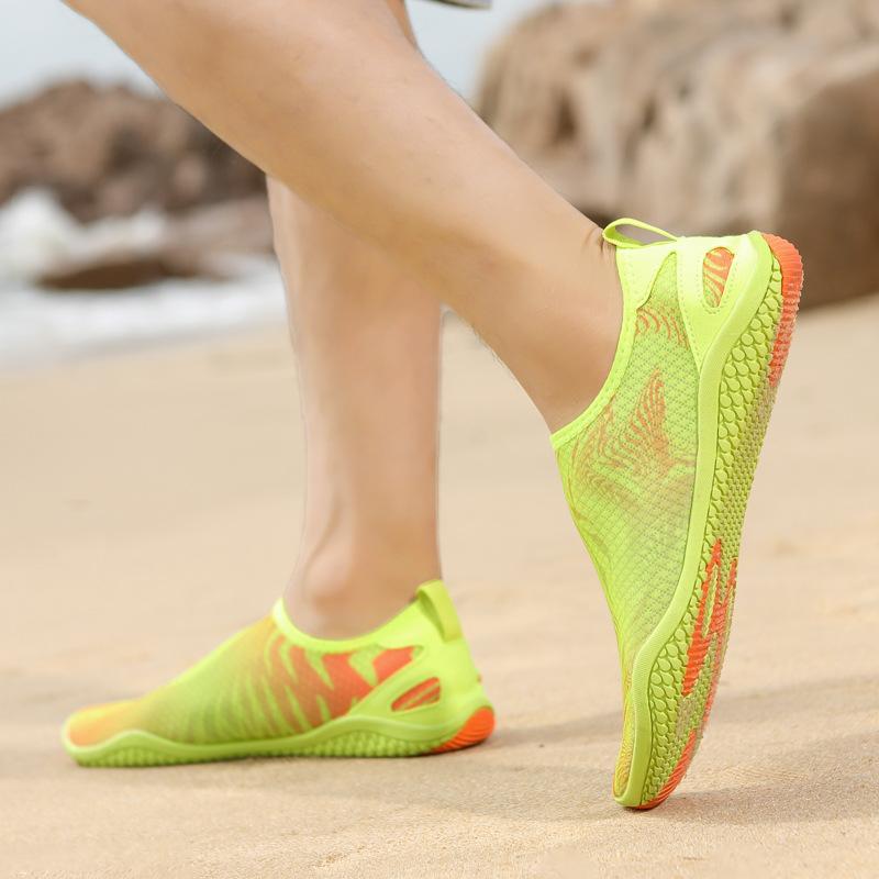 マリンシューズ 男女兼用 夏用 アウトドア 水陸両用 通気 速乾 ビーチシューズ 沢登り 渓流 リバートレッキング 川遊び 海水浴 軽量 滑り止め メッシュ素材...