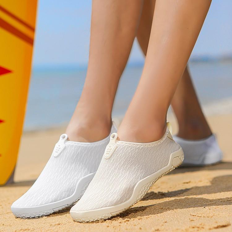 沢登りシューズ 男女兼用 夏用 ウォーターシューズ 軽量 速乾 通気性 滑り止め マリンシューズ 水陸両用 渓流 川遊び ハイキング ジム フィットネス アウト...